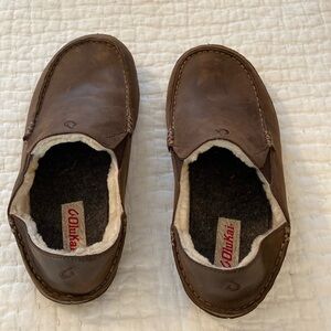 Olukai shoes size 41